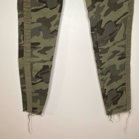 Army print mid rise jeans - Picture 2 of 4